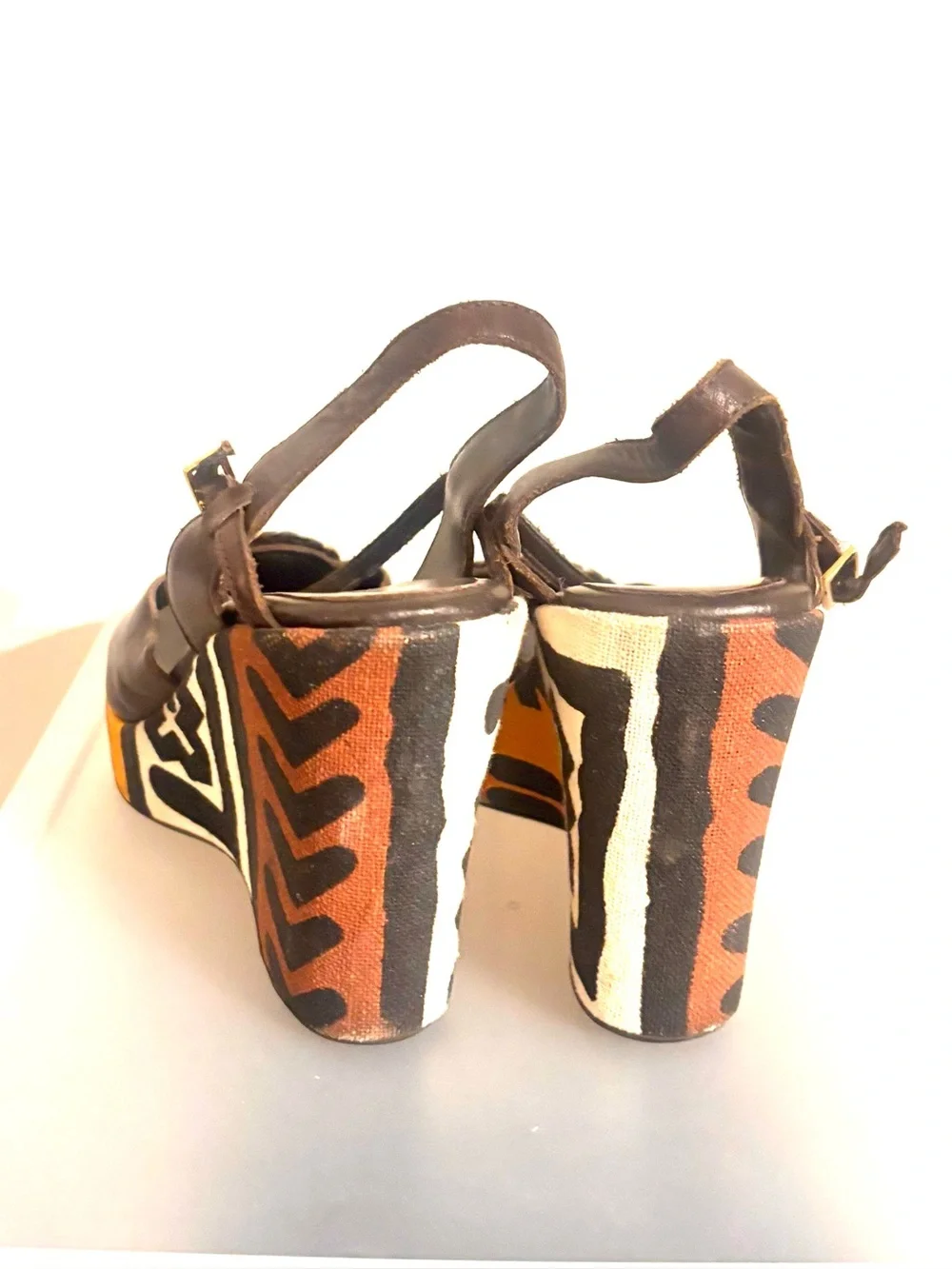 Diego di Lucca vintage Y2K tribal ethnic platform wedge sandals size 7